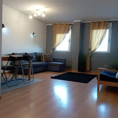 Cardoso Pires 2 Bedrooms Apt. Appartement